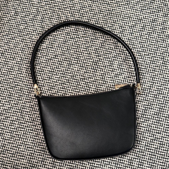 Mango Slim Black Leather Shoulder Bag - Picture 4 of 7